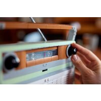 Конструктор LEGO Icons 10334 Радио в стиле ретро - Изображение №10 — Chaika Market