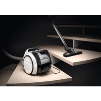 Пылесос Miele Boost CX1 Parquet PowerLine NCF0 (белый) - Изображение №3 — Chaika Market