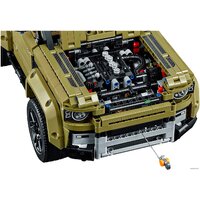 Конструктор LEGO Technic 42110 Land Rover Defender - Изображение №9 — Chaika Market